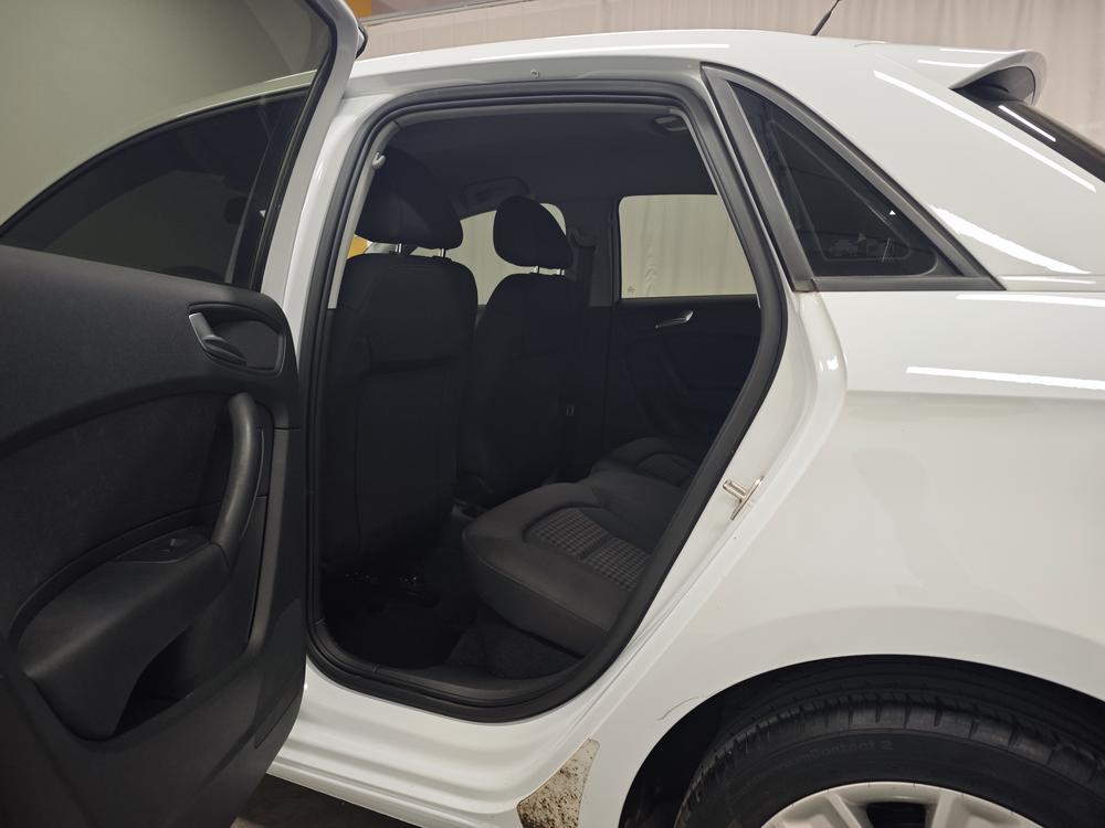 Audi A1 2013 модификация 30 TFSI Sportback Urban – фото 18