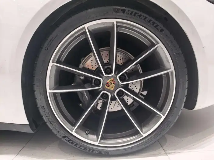 PORSCHE 911 2023 Model Carrera 3.0T – фото 10