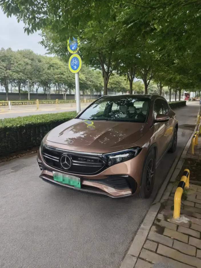 Mercedes-Benz EQA 2022 Model EQA 300 4MATIC First Edition Special Edition