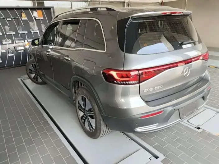 Mercedes-Benz EQB 2023 Model EQB 260