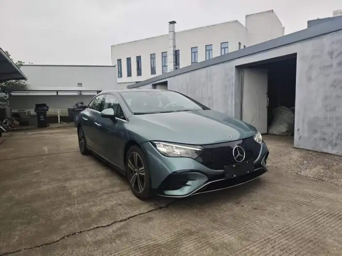Mercedes-Benz EQE 2025 Model EQE 500 4MATIC Deluxe Edition