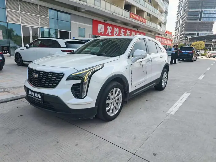 Cadillac XT4 2022 Model 28T 2WD Fashion Model