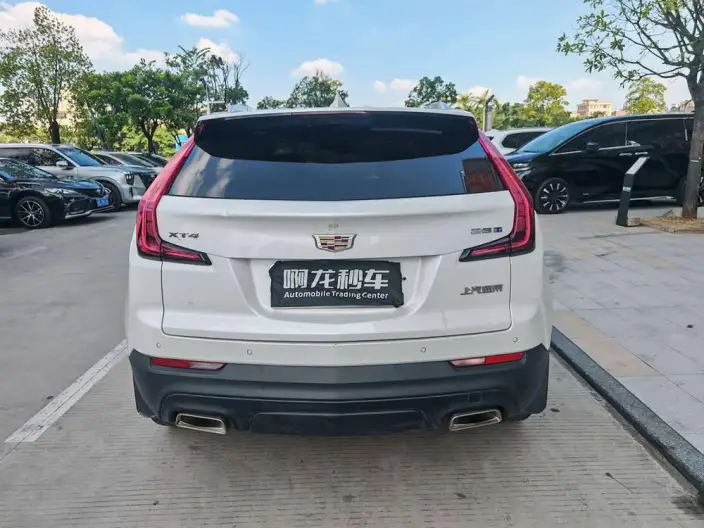 Cadillac XT4 2022 Model 28T 2WD Fashion Model