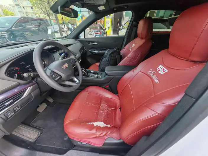 Cadillac XT4 2022 Model 28T 2WD Fashion Model – фото 8