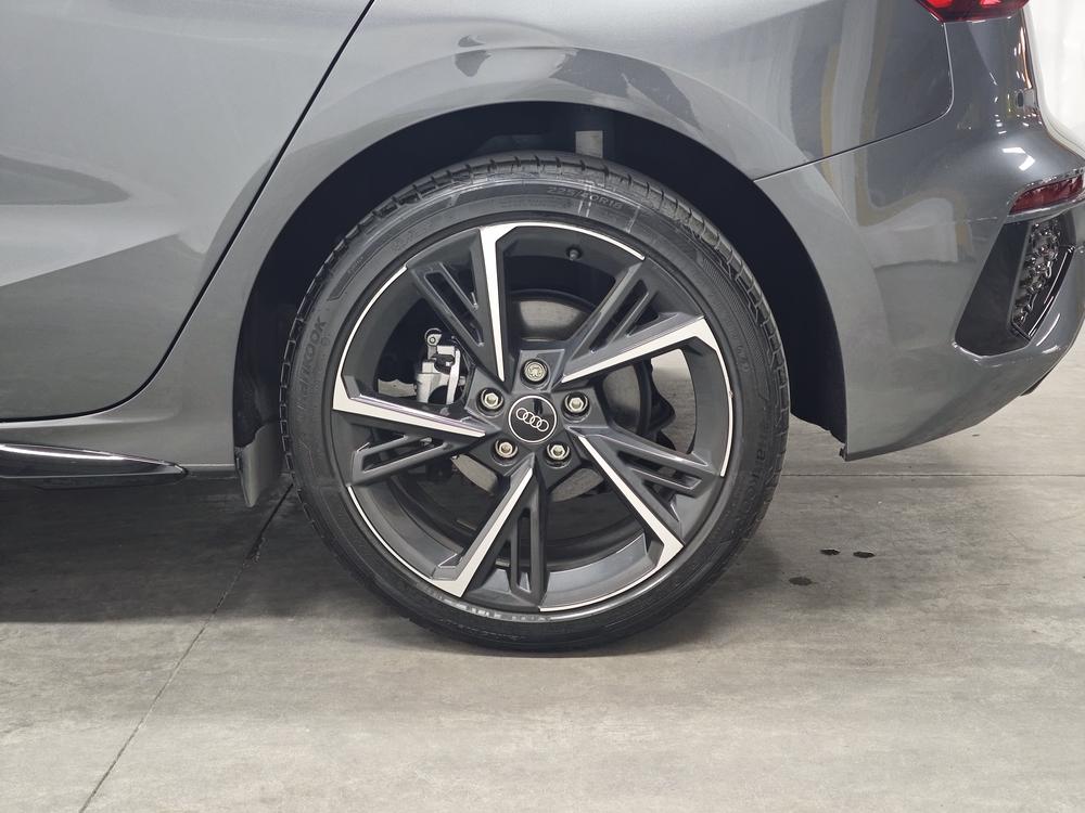 Audi A3 2022 Sportback 35 TFSI Stylish Sportback – фото 9