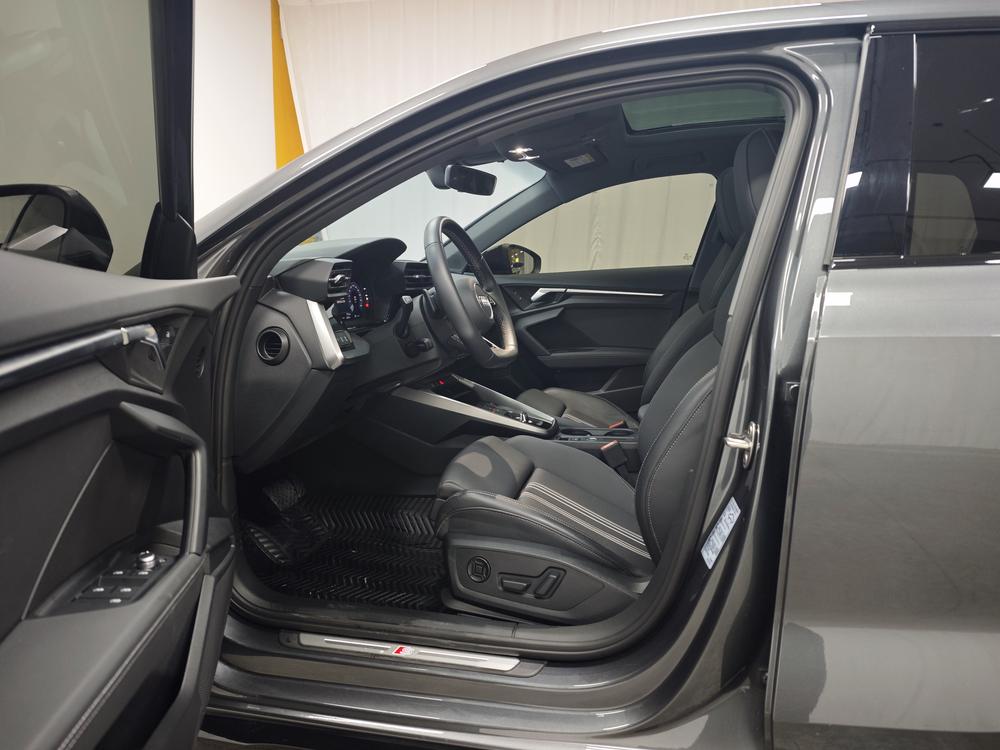 Audi A3 2022 Sportback 35 TFSI Stylish Sportback – фото 17