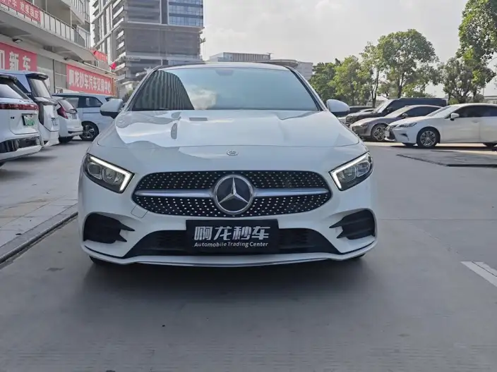 Mercedes-Benz A-class 2022 Model A 200 L Sports sedan Dynamic Edition
