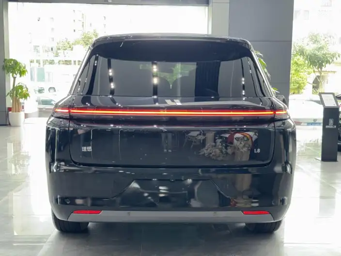 Li Auto L8 2023 Model Air Edition