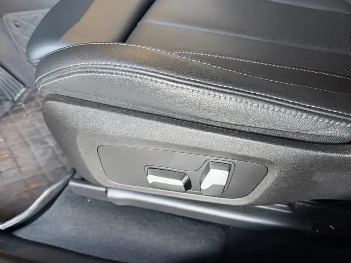 BMW X4 2022 Model xDrive 25i M Sports Set – фото 7