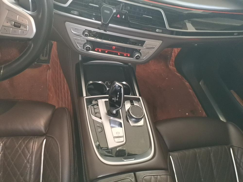 BMW 7 Series 2019 Facelift 740Li Leading M Sport Package – фото 9