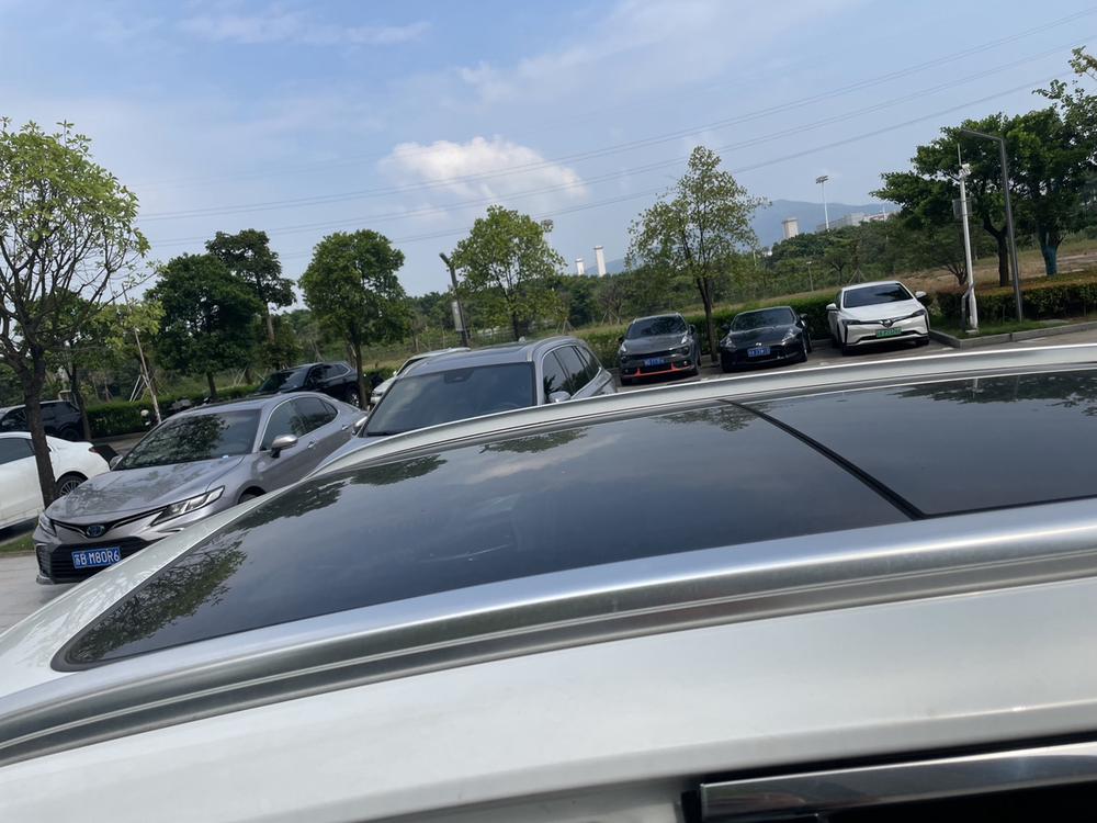 Hongqi HS5 2022 Facelift 2.0T Connected Qixiang AWD – фото 5