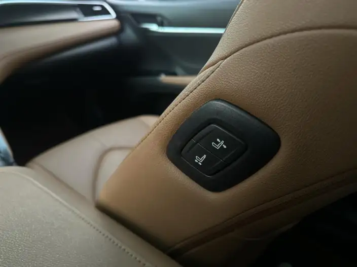 Toyota Camry 2021 Model Hybrid 2.5HG Deluxe Edition – фото 7