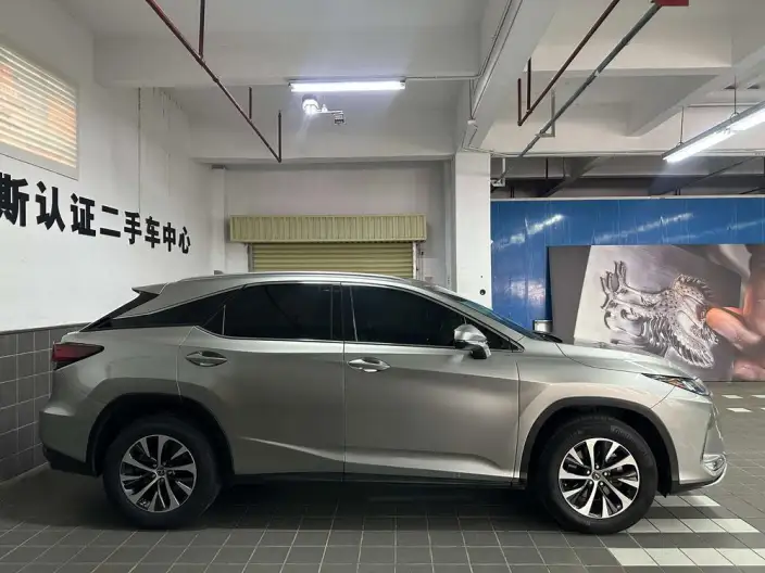 Lexus RX 2020 Model Facelift 300 2WD Comfort Edition – фото 5