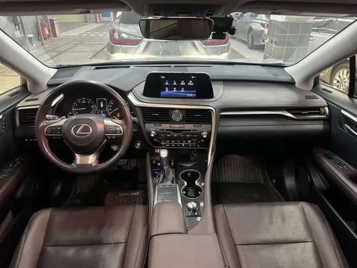 Lexus RX 2020 Model Facelift 300 2WD Comfort Edition – фото 10