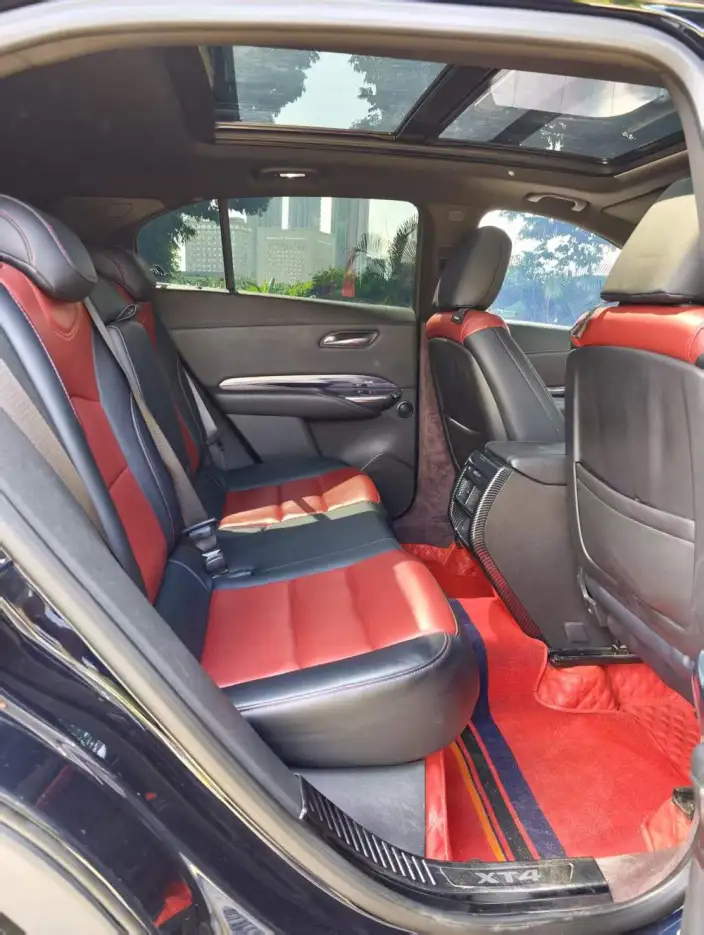 Cadillac XT4 2022 Model 28T 2WD Fashion Model – фото 6