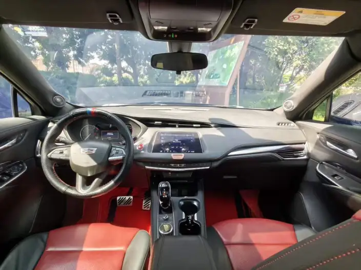 Cadillac XT4 2022 Model 28T 2WD Fashion Model – фото 9
