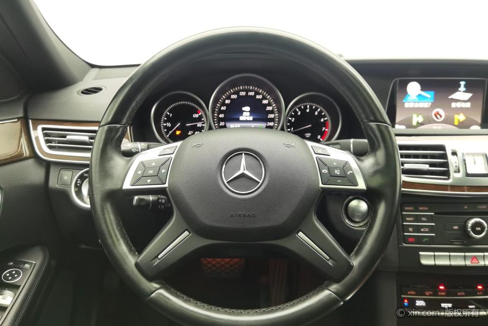 Mercedes-Benz E-Class 2015 Facelift E 200 L – фото 14