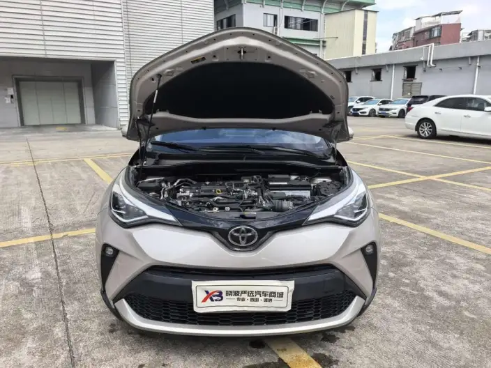 Toyota C-HR 2023 Model 2.0L Deluxe Edition – фото 7