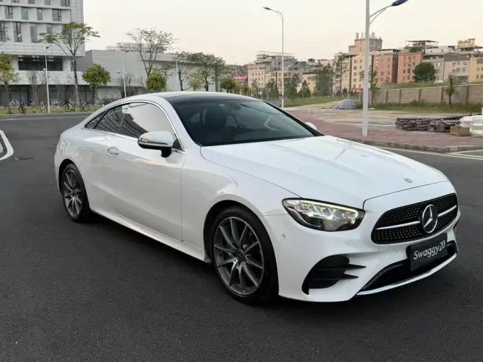 Mercedes-Benz E-Class Imported 2023 Model E 260 Coupe – фото 3