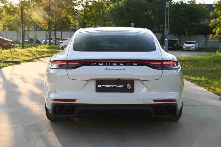 Panamera 2023 Model Panamera 4 Executive Extended Edition 2.9T – фото 5