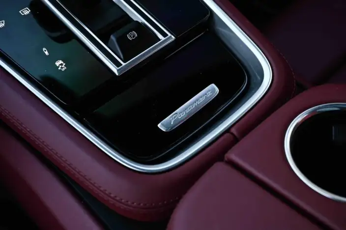Panamera 2023 Model Panamera 4 Executive Extended Edition 2.9T – фото 10