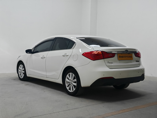 Kia K3 2015 1.6L Auto GLS – фото 5