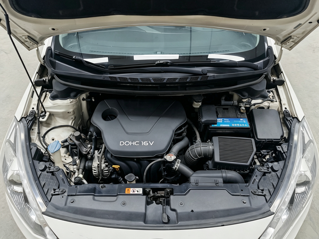 Kia K3 2015 1.6L Auto GLS – фото 10