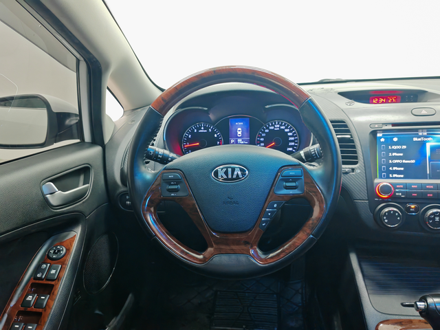Kia K3 2015 1.6L Auto GLS – фото 16