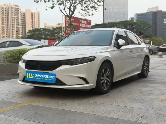 Model Ge 2023 Model 240TURBO CVT Leading version
