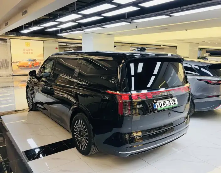 ZEEKR 009 2023 Model Facelift WE Edition