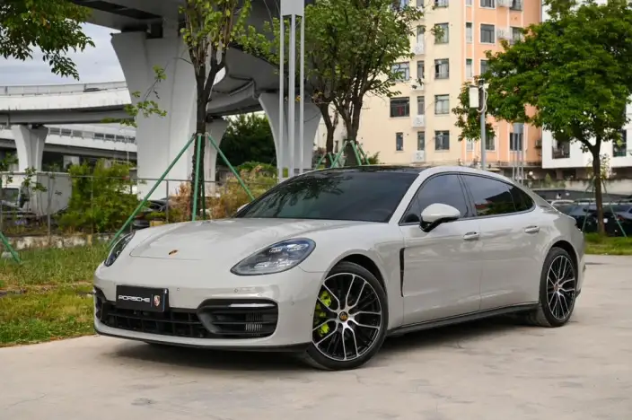 Panamera 2023 Model Panamera Executive Extended Platinum Edition 2.9T