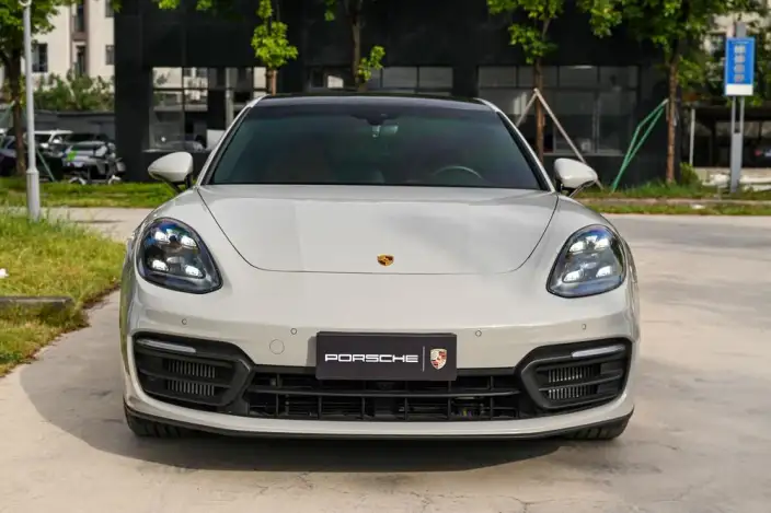 Panamera 2023 Model Panamera Executive Extended Platinum Edition 2.9T
