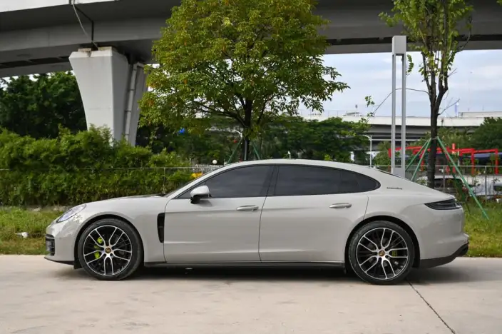 Panamera 2023 Model Panamera Executive Extended Platinum Edition 2.9T