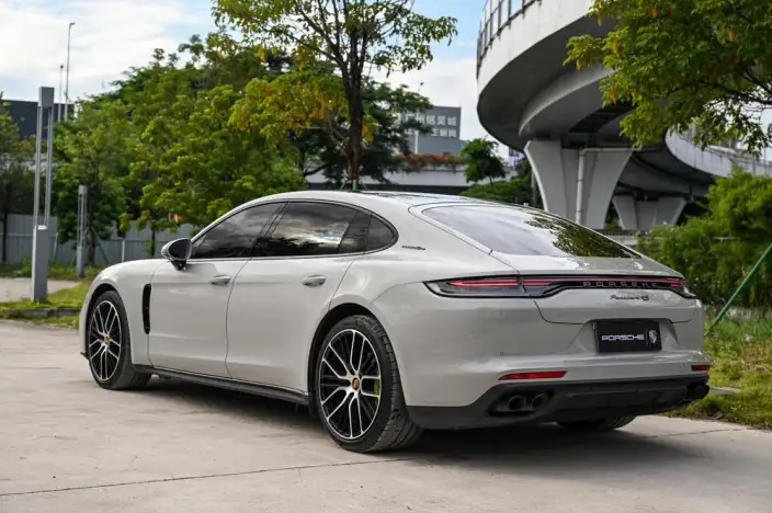 Panamera 2023 Model Panamera Executive Extended Platinum Edition 2.9T