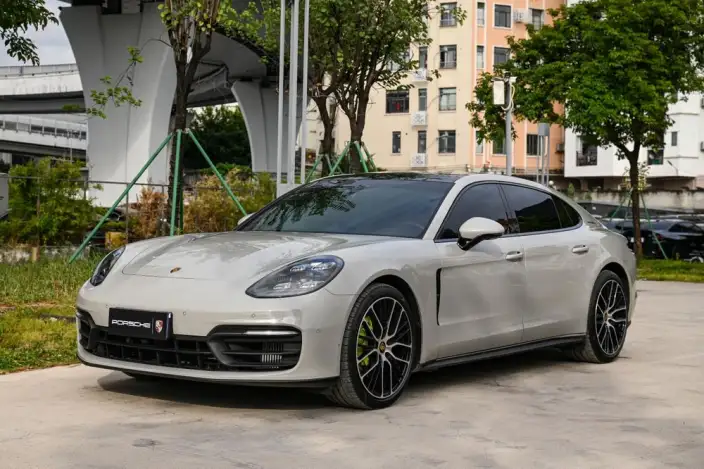 Panamera 2023 Model Panamera Executive Extended Platinum Edition 2.9T – фото 8