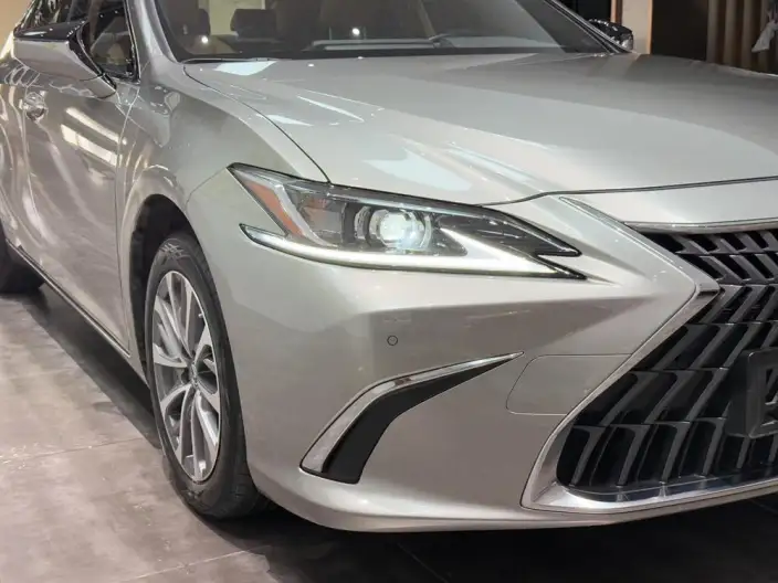 Lexus ES 2022 Model 200 Superior Edition – фото 9