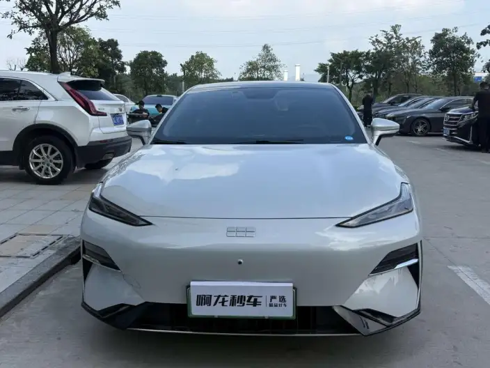 Geely Galaxy E8 2024 Model 550km PRO
