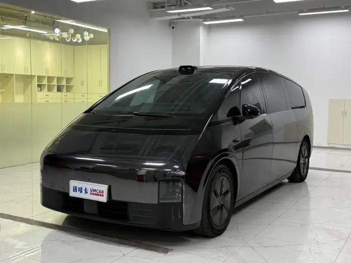 Li Auto MEGA 2024 Model Ultra Edition – фото 1