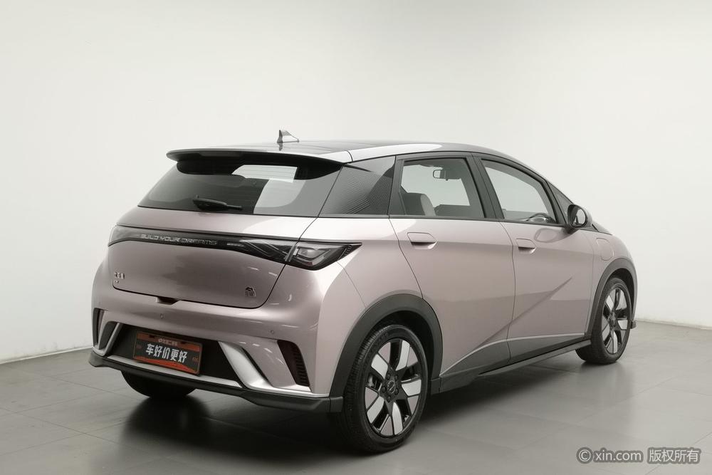 BYD Qin L DM 2024 DM-i 120KM Beyond Раздел 2023 Knight Edition – фото 4