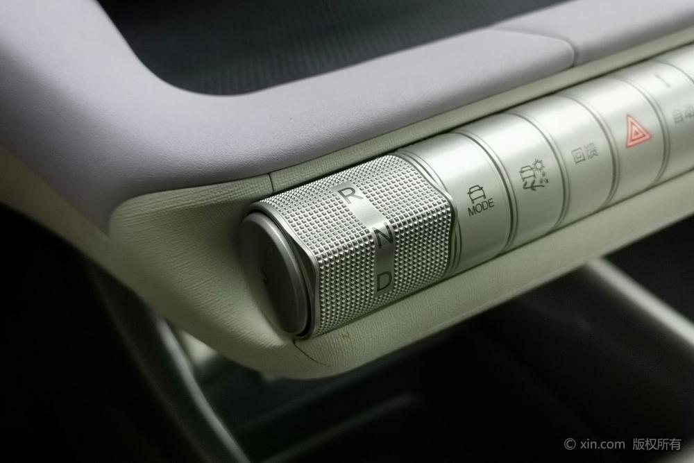 BYD Qin L DM 2024 DM-i 120KM Beyond Раздел 2023 Knight Edition – фото 16