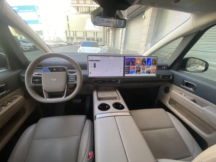 Li Auto MEGA 2025 Model Home Family Special Edition – фото 8