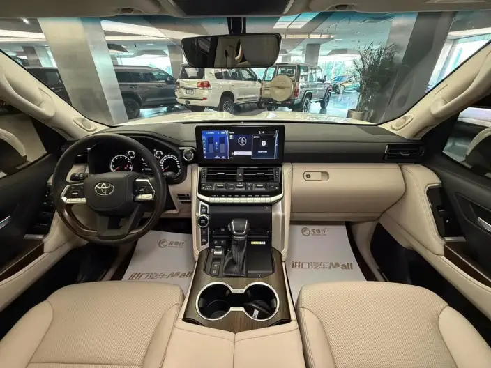 Land Cruiser (import 2024 Model 3.5T Automatic 4WD 7 seat Parallel Imported – фото 7