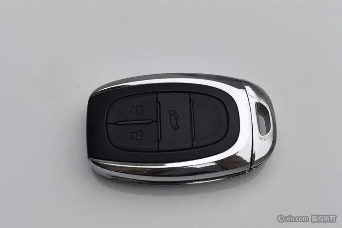 Maxus Dajia 5 Plug-in 2024 Model Exclusive Edition – фото 6