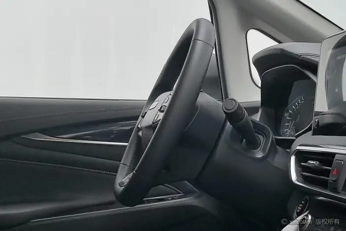 Maxus Dajia 5 Plug-in 2024 Model Exclusive Edition – фото 8
