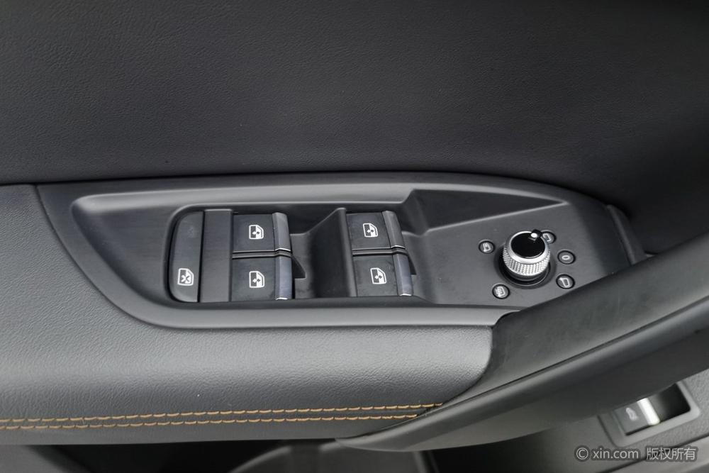 Audi Q5L 2020 Facelift 40 TFSI Prestige Style – фото 23