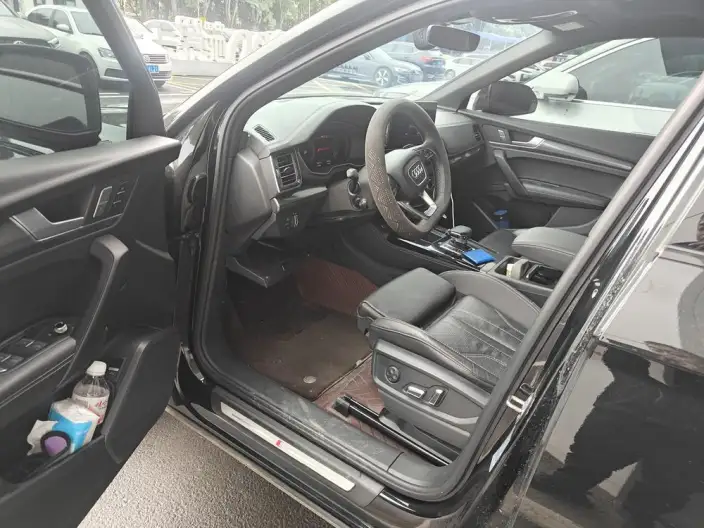 Audi Q5L 2024 Model 40TFSI Luxury Dynamic Model – фото 9