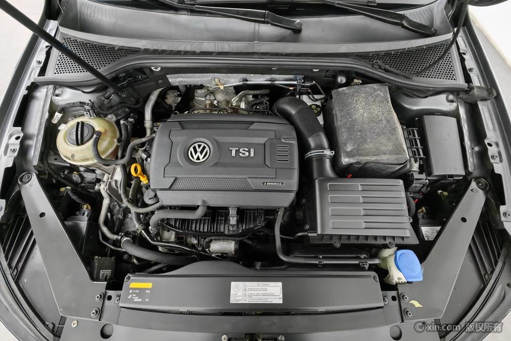 Volkswagen Magotan 2017 330TSI DSG Luxury – фото 5