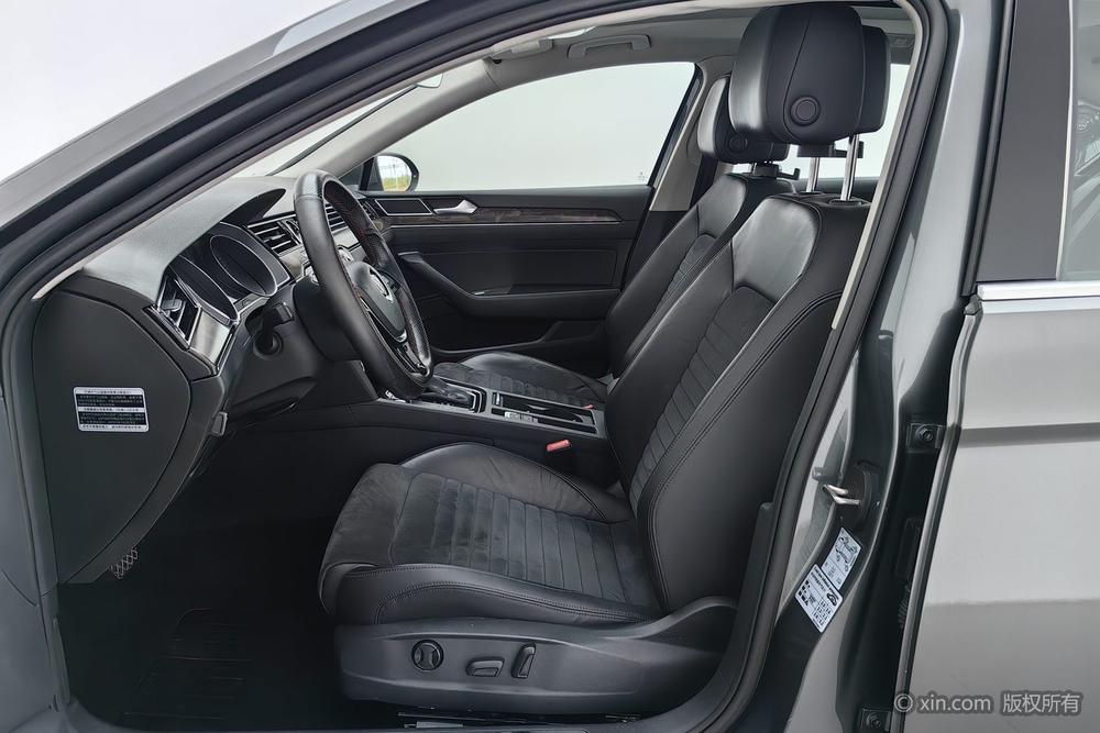 Volkswagen Magotan 2017 330TSI DSG Luxury – фото 17