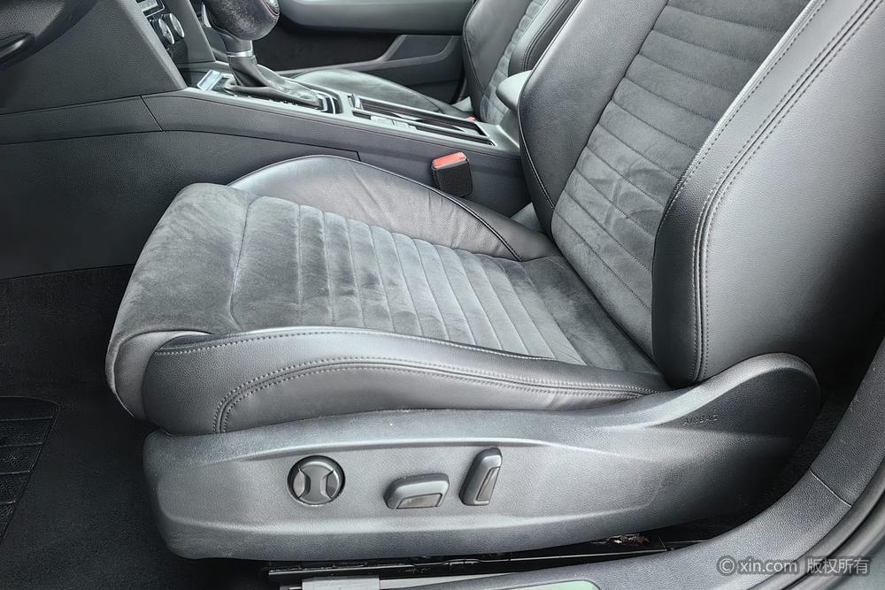 Volkswagen Magotan 2017 330TSI DSG Luxury – фото 18