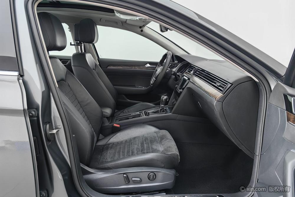 Volkswagen Magotan 2017 330TSI DSG Luxury – фото 24